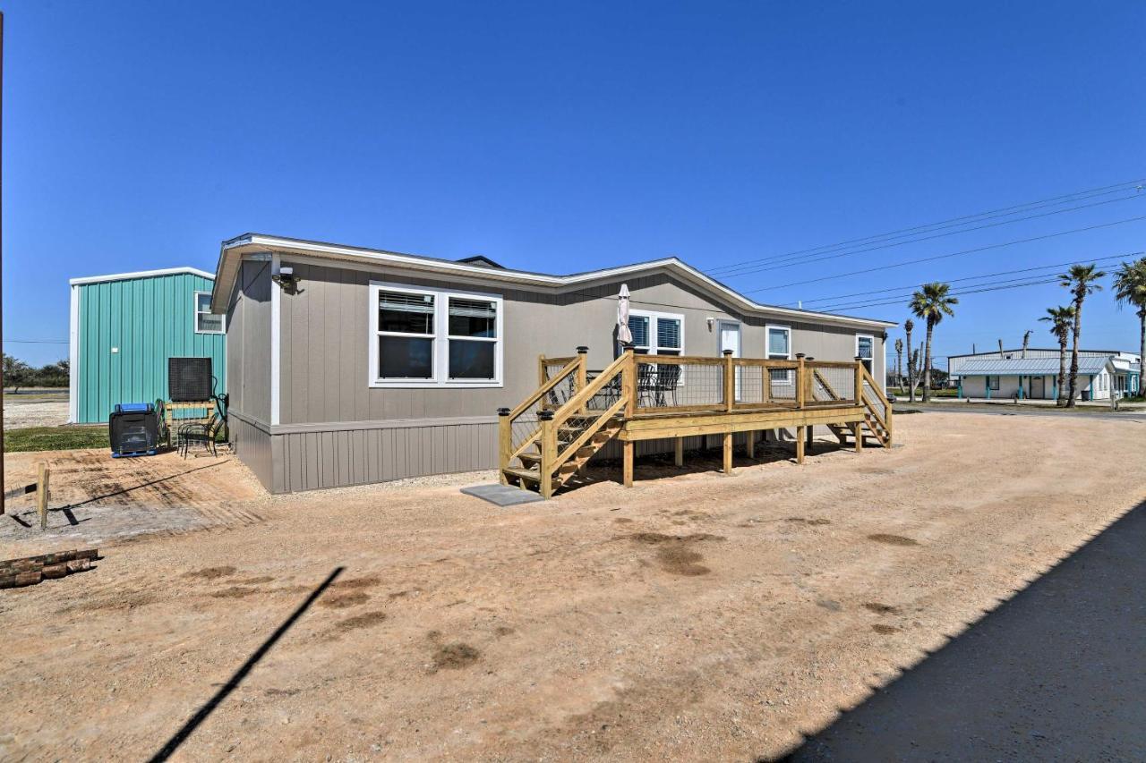 Quaint Port Oconnor Home - 3 Mi To Beach! Port O'Connor Exterior photo