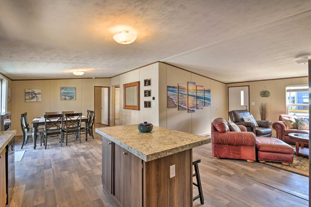 Quaint Port Oconnor Home - 3 Mi To Beach! Port O'Connor Exterior photo