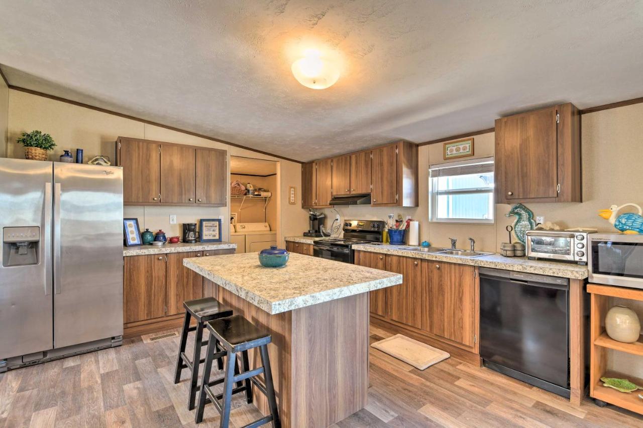 Quaint Port Oconnor Home - 3 Mi To Beach! Port O'Connor Exterior photo